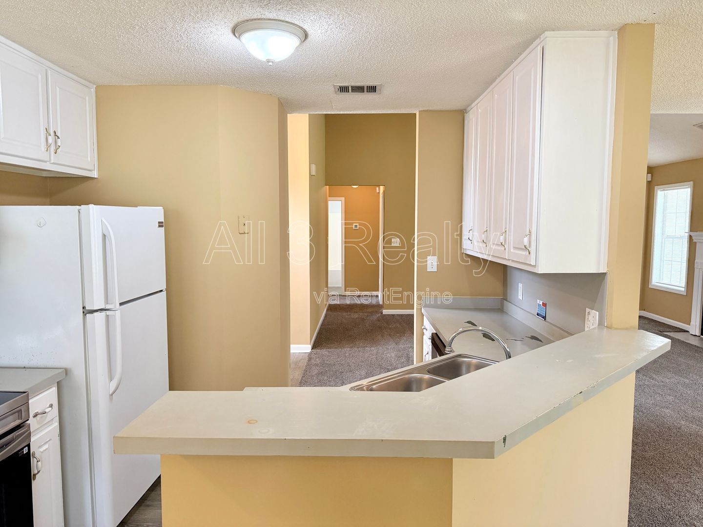 Don't Miss This 3 Bedroom / 2 Bathroom Home in Stockbridge, GA. property image