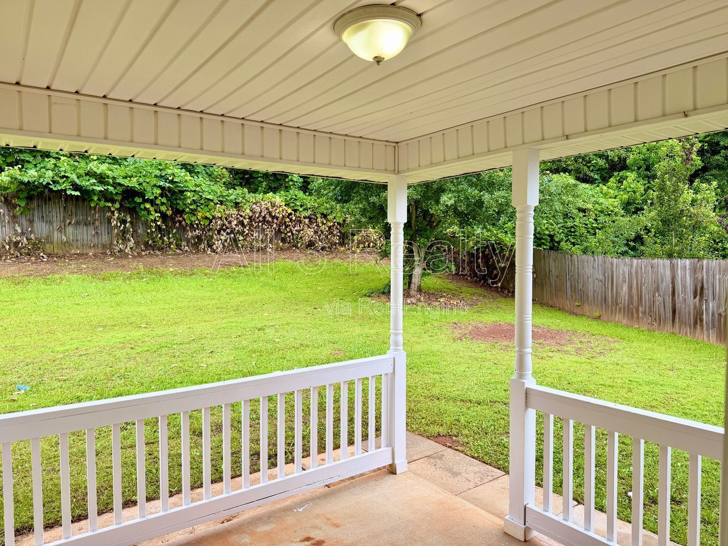 Don't Miss This 3 Bedroom / 2 Bathroom Home in Stockbridge, GA. property image