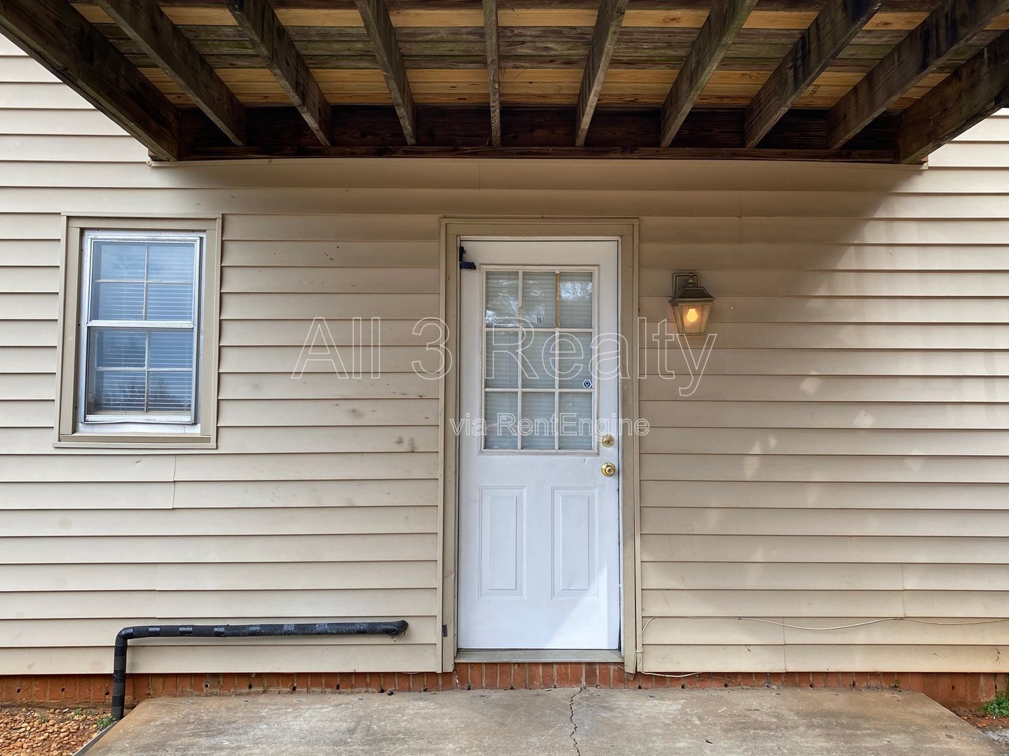 Introducing The PERFECT ....ONE-Bedroom! in Stockbridge, GA property image