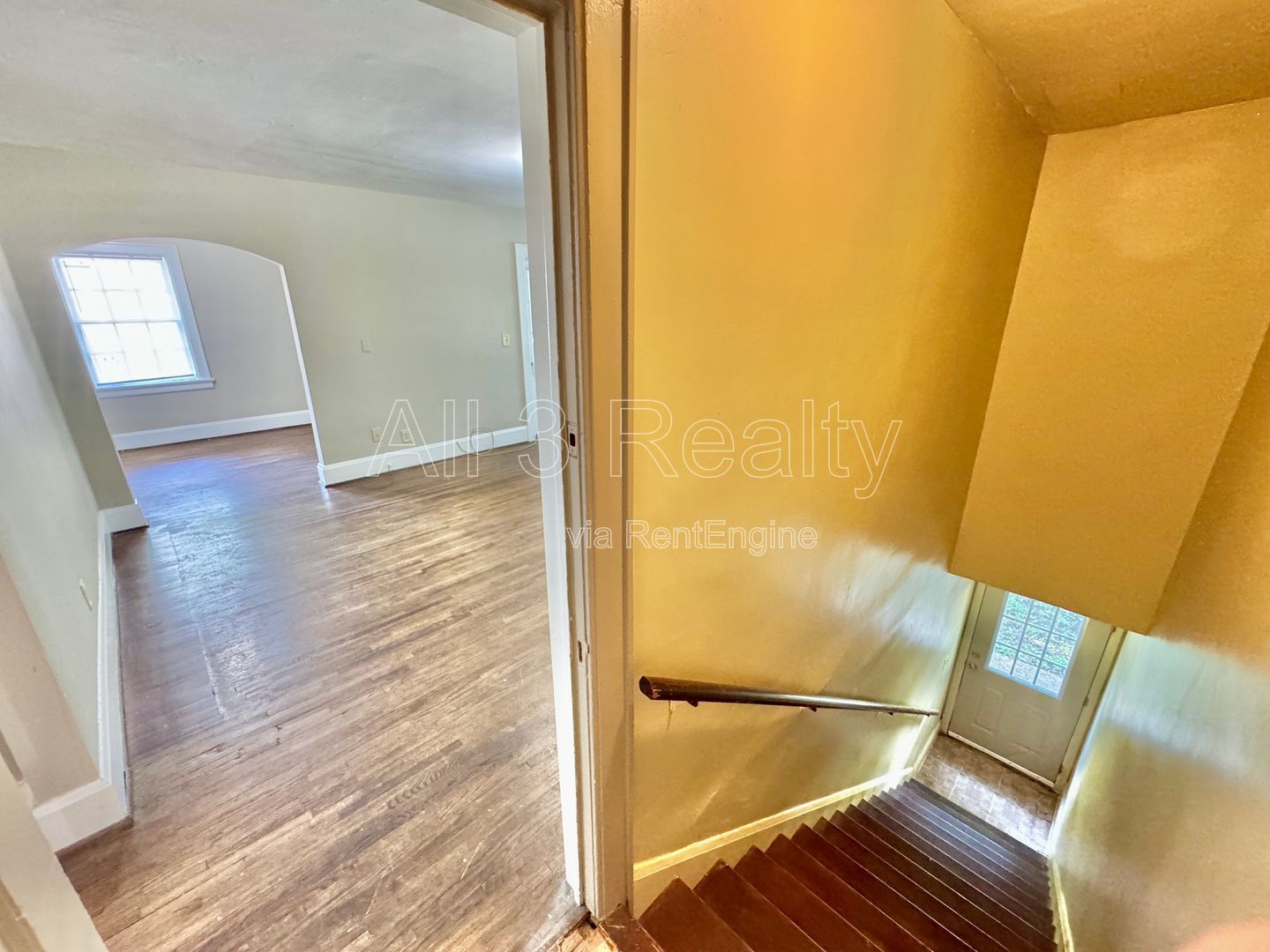 2- Bedroom that's sure to please property image