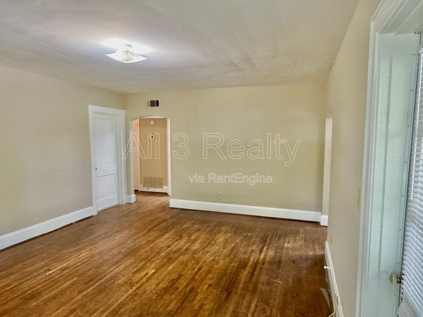 2- Bedroom that's sure to please property image