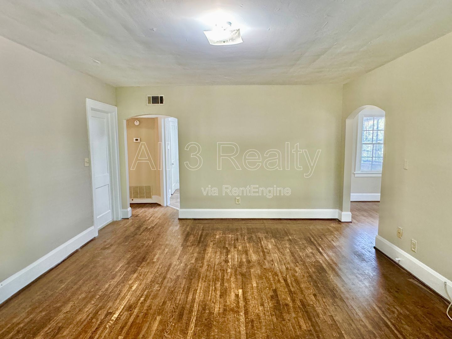 2- Bedroom that's sure to please property image