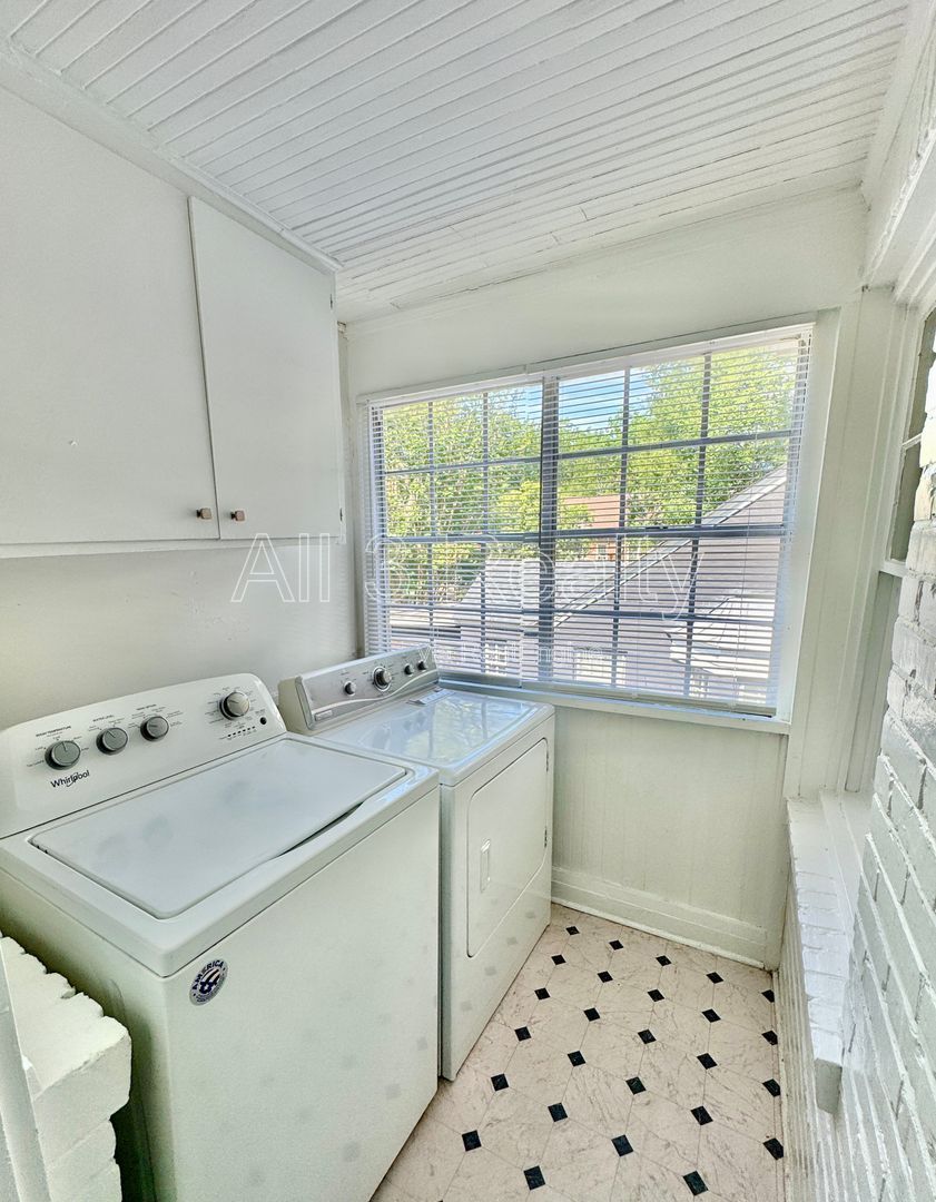 2- Bedroom that's sure to please property image