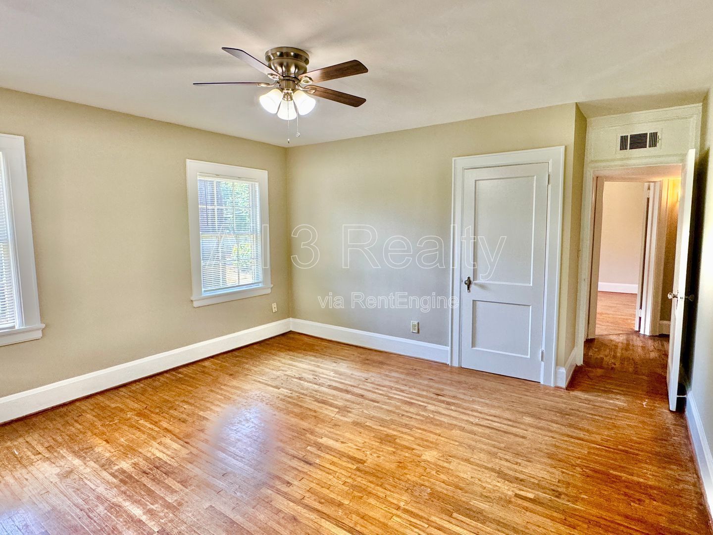 2- Bedroom that's sure to please property image