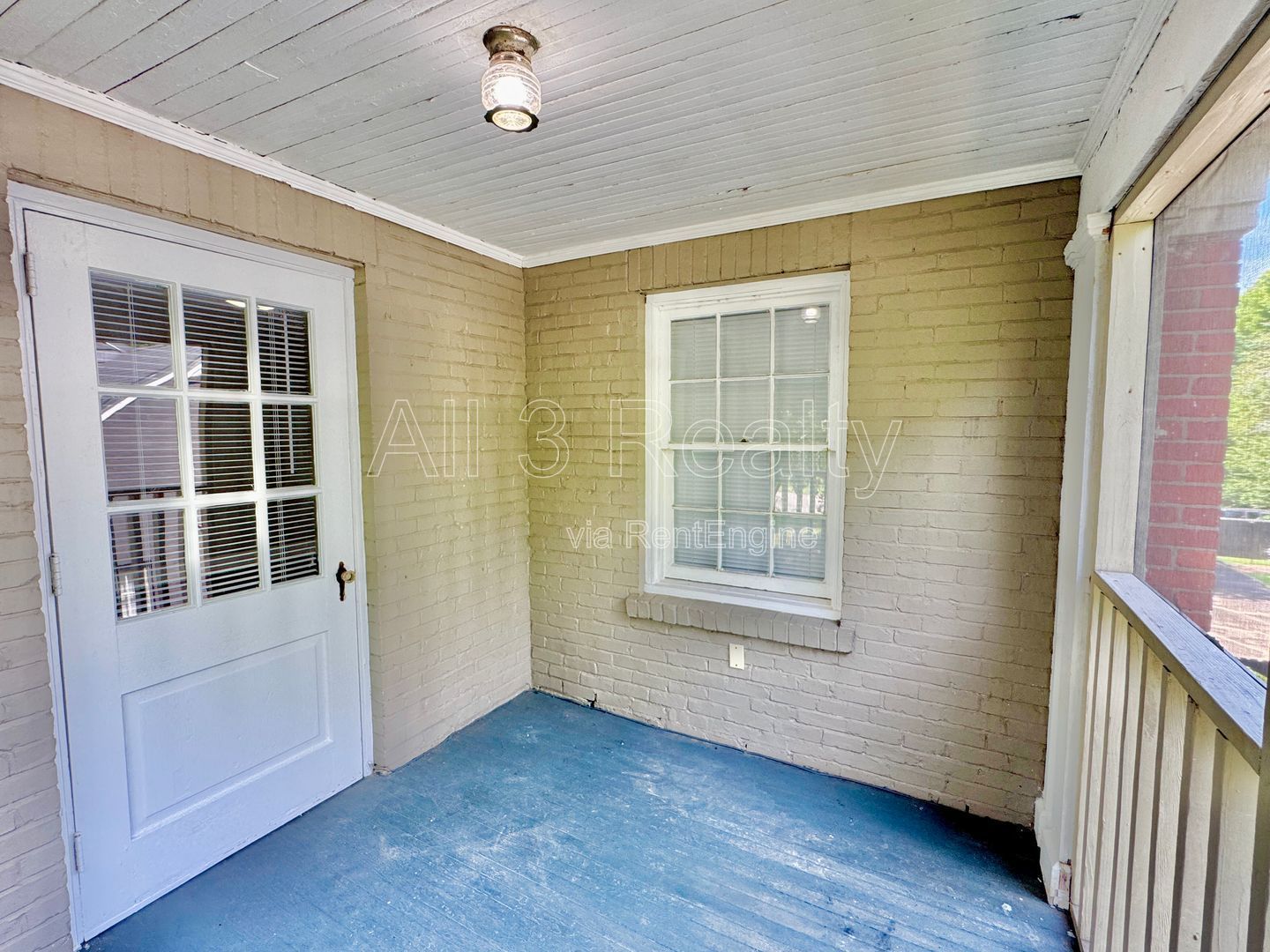 2- Bedroom that's sure to please property image