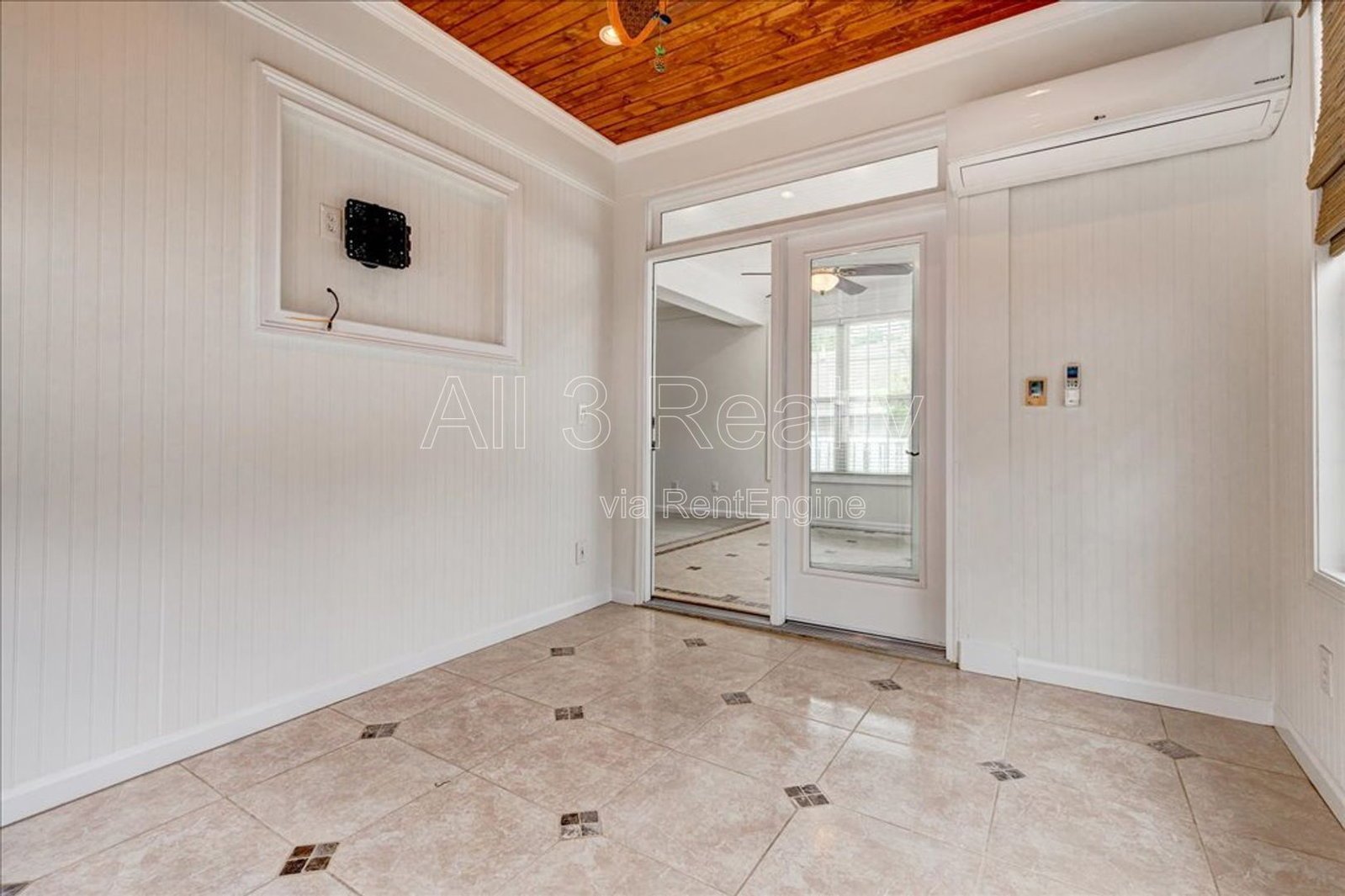 Welcome to Your Peaceful Retreat in Peachtree City! (AGE RESTRICTED COMMUNITY, ALL OCCUPANTS MUST BE 55+) property image