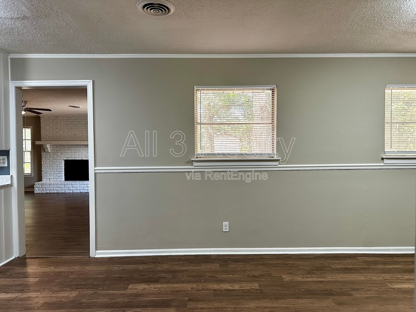DON'T MISS - 3 Bedroom - Beautiful Brick Home property image