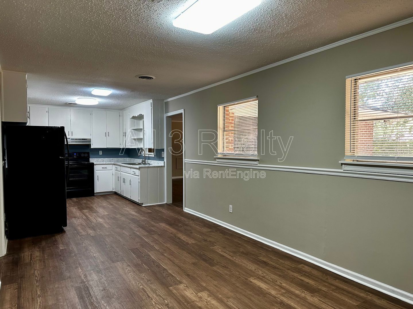 DON'T MISS - 3 Bedroom - Beautiful Brick Home property image