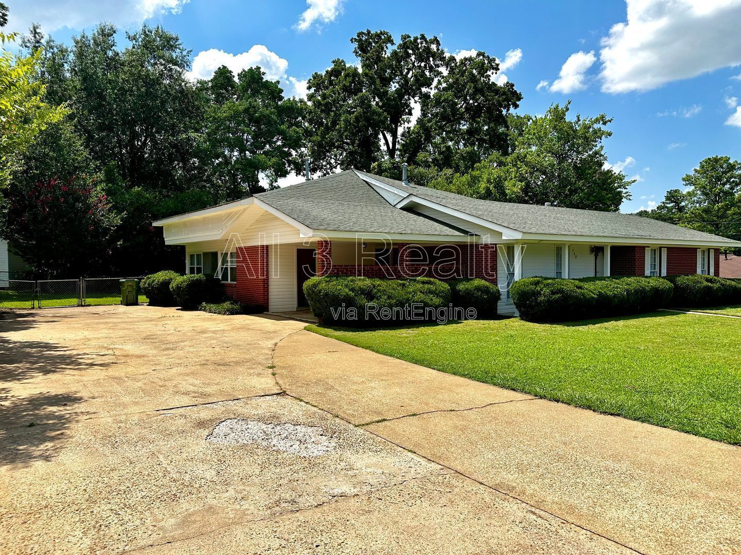 Space, comfort, and storage—this home has it all! property image