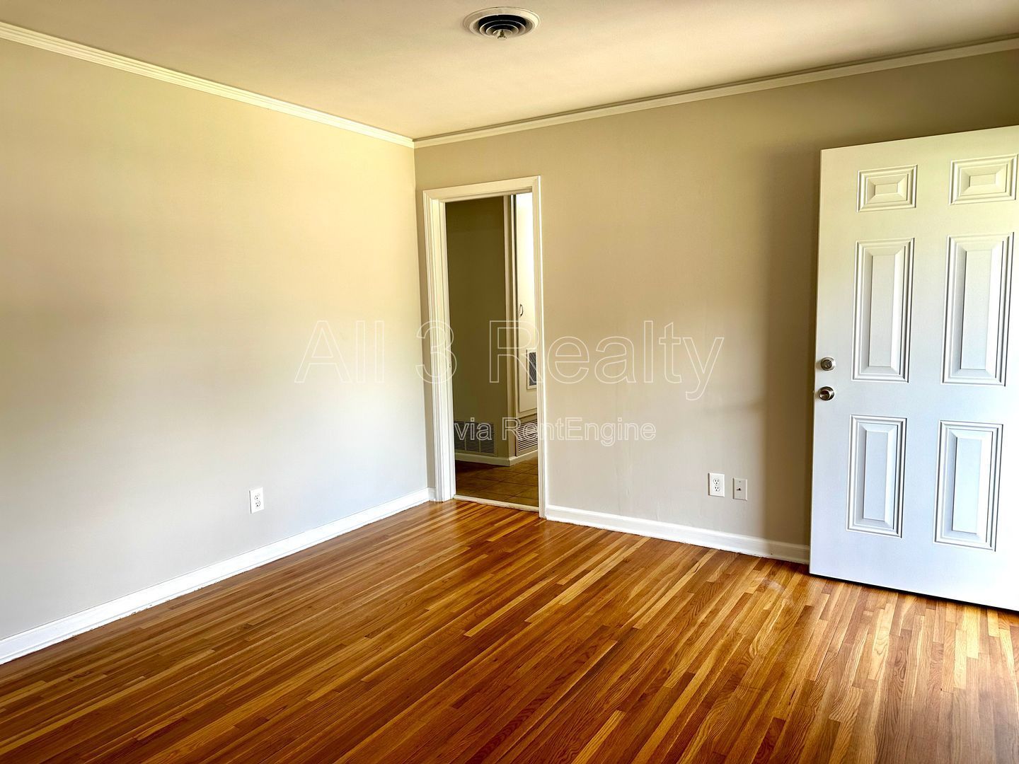 Space, comfort, and storage—this home has it all! property image