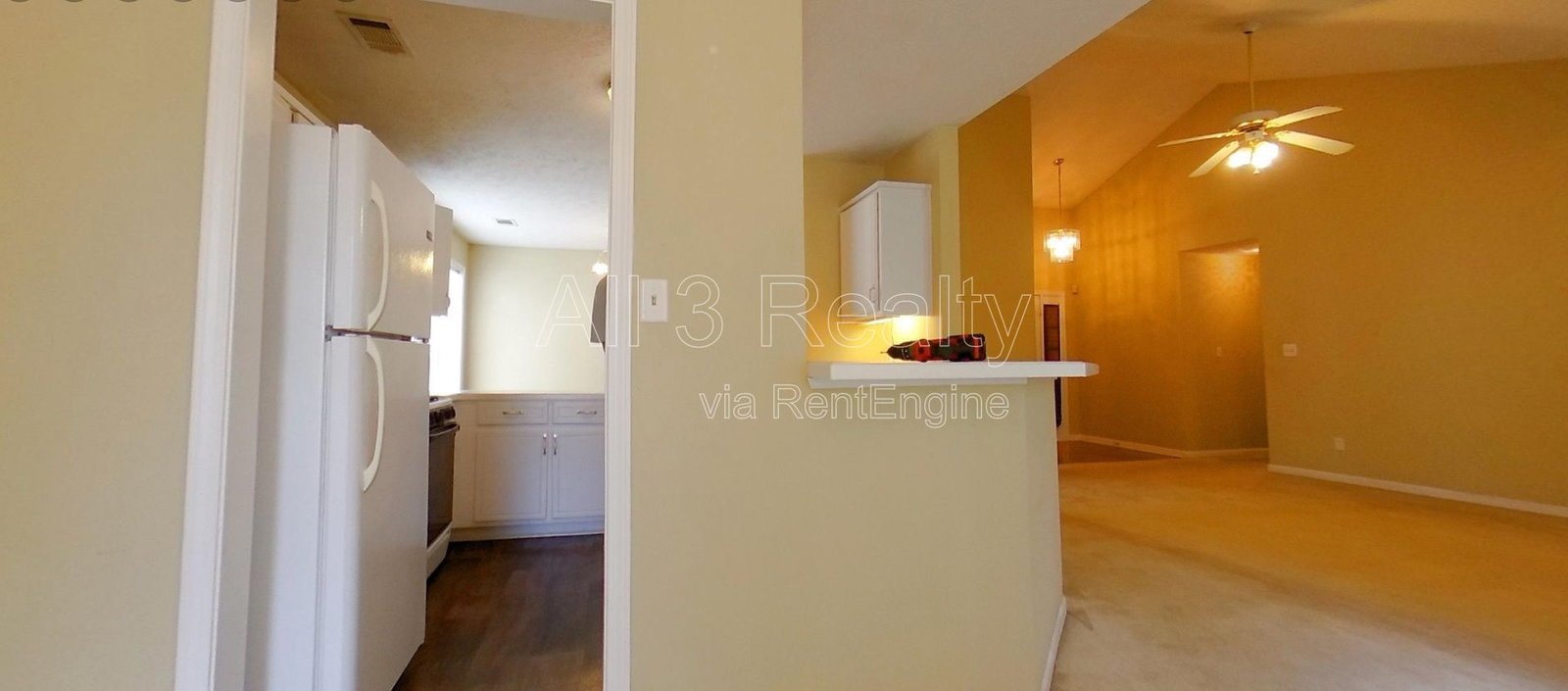 This spacious 3-bedroom, 2-bath home in Fayetteville, GA / New appliances at move-in property image