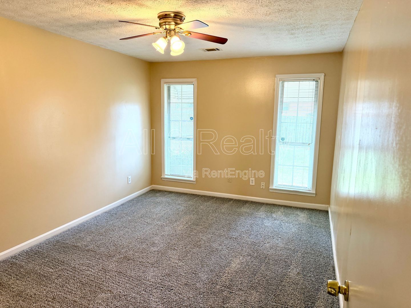 Discover this spacious 2-bedroom, 2-bath home in Conyers, GA. property image
