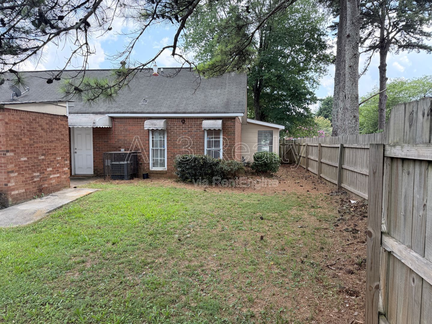 Discover this spacious 2-bedroom, 2-bath home in Conyers, GA. property image