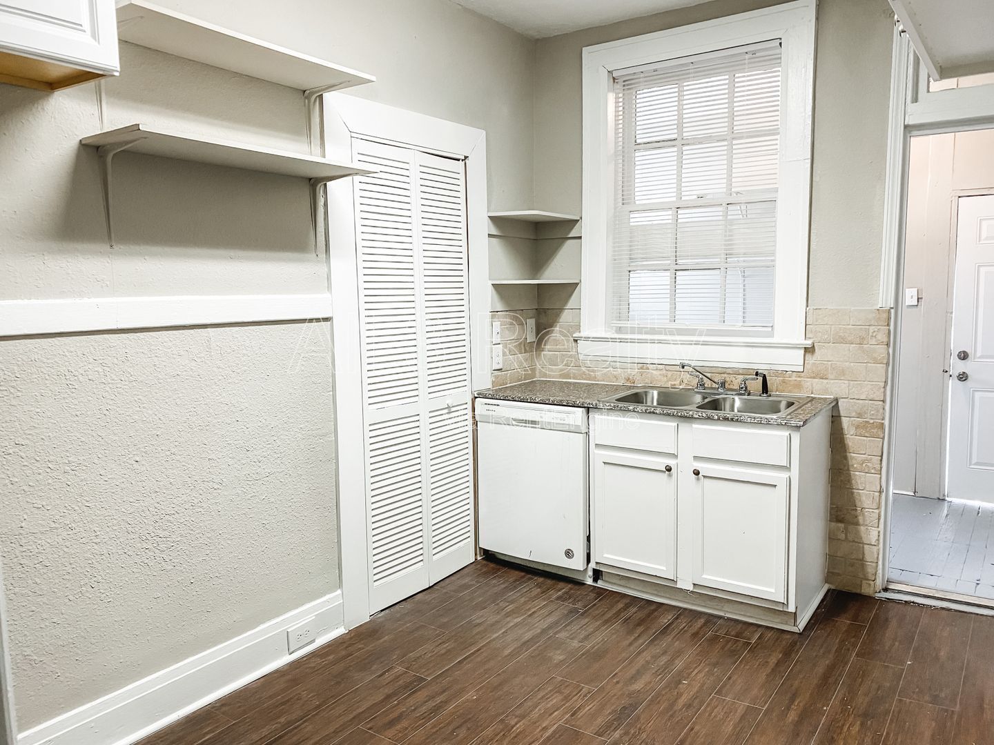 3-Bedroom just waiting for you ! property image