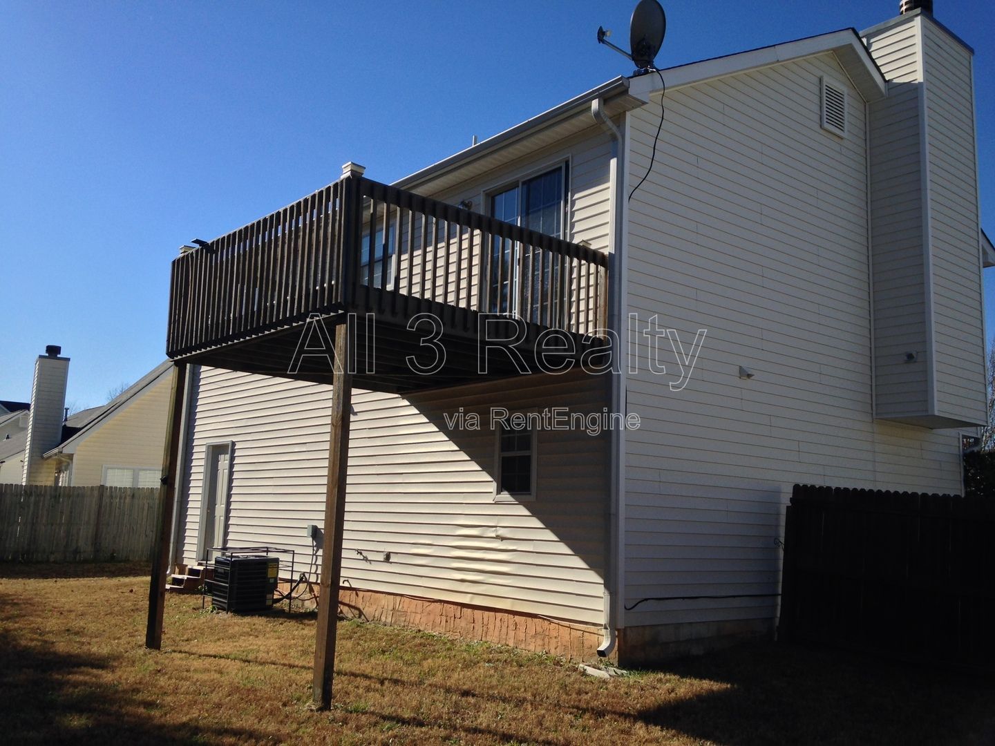 Welcome to this SPACIOUS 3-bedroom, 2.5-bath home located in Fairburn, GA. property image