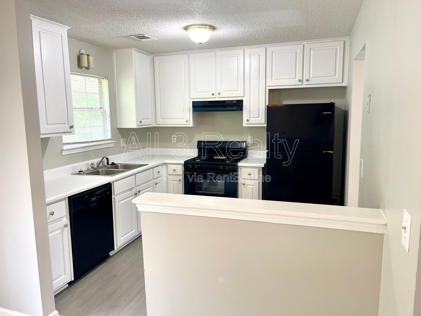 Welcome to this SPACIOUS 3-bedroom, 2.5-bath home located in Fairburn, GA. property image