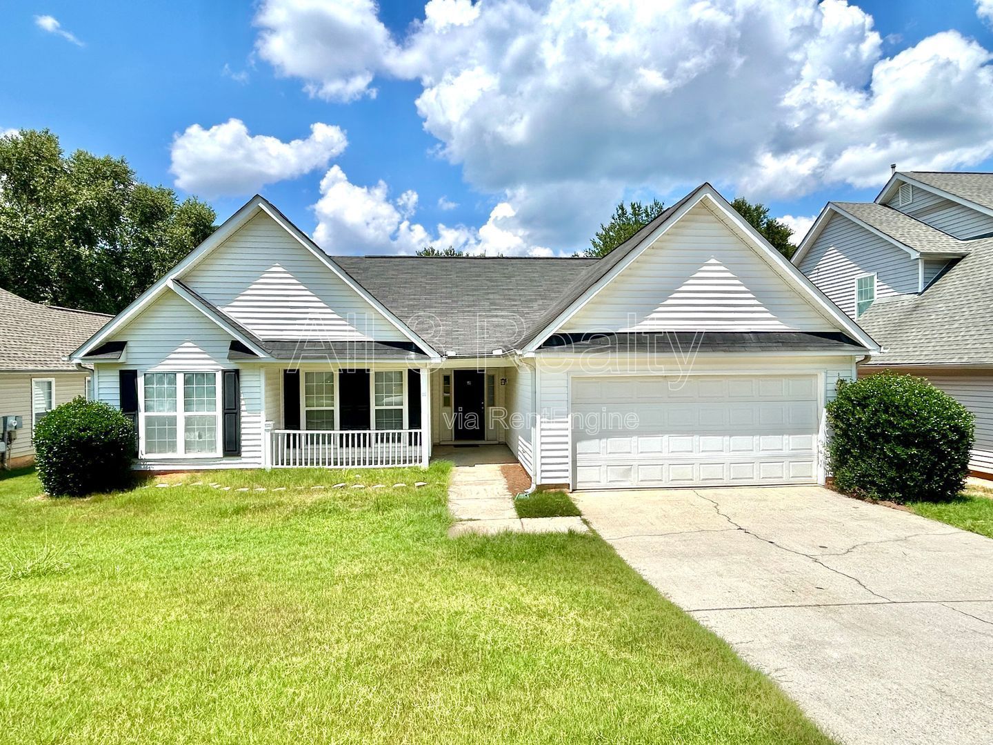 This spacious 3-bedroom, 2-bath home in Fayetteville, GA property image