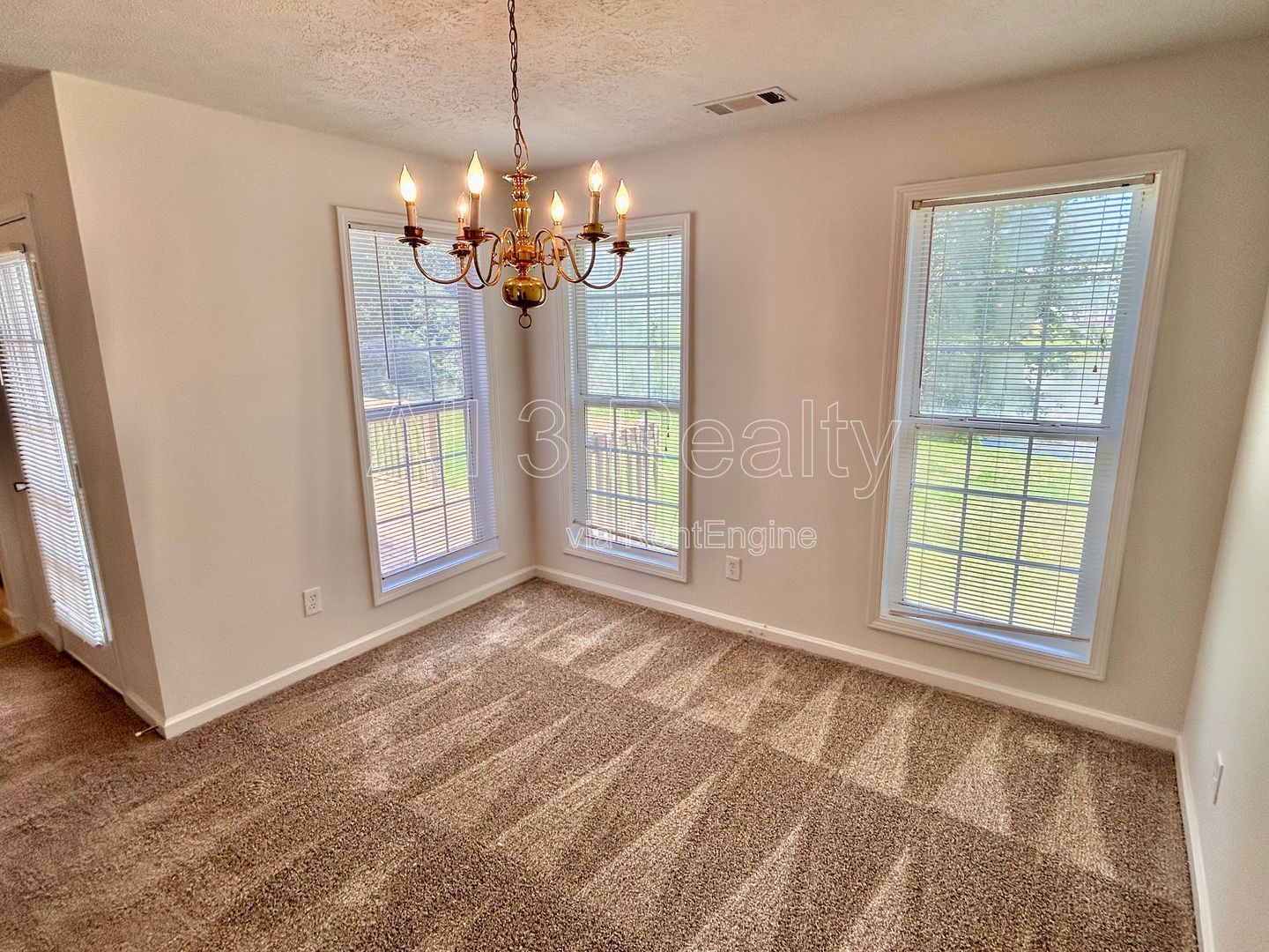 This spacious 3-bedroom, 2-bath home in Fayetteville, GA property image