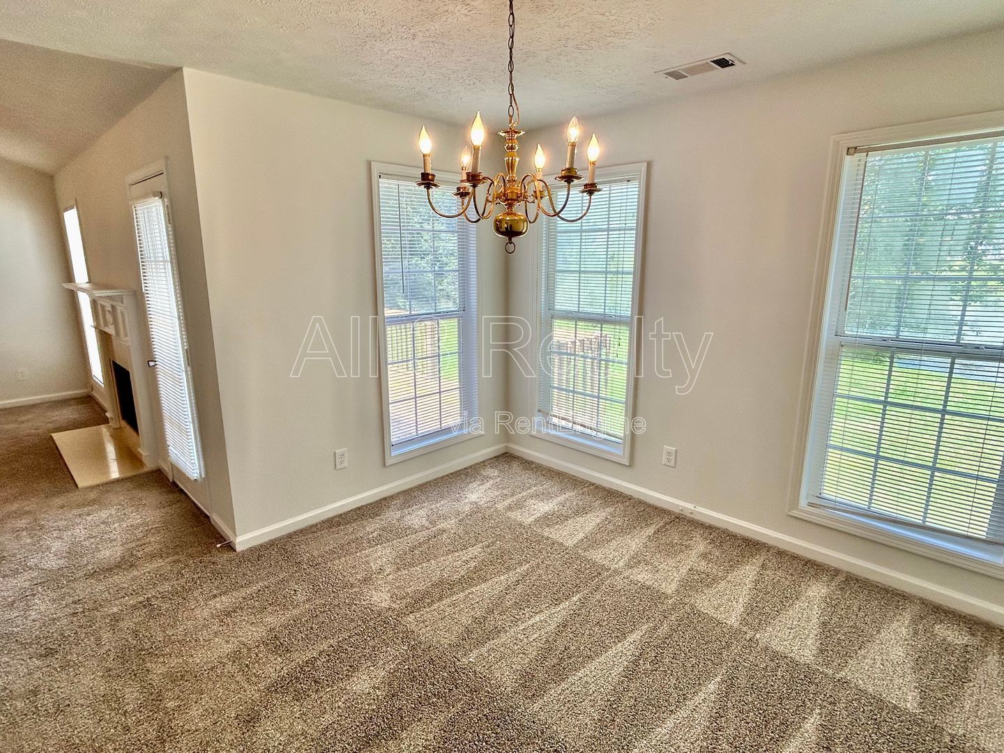 This spacious 3-bedroom, 2-bath home in Fayetteville, GA property image
