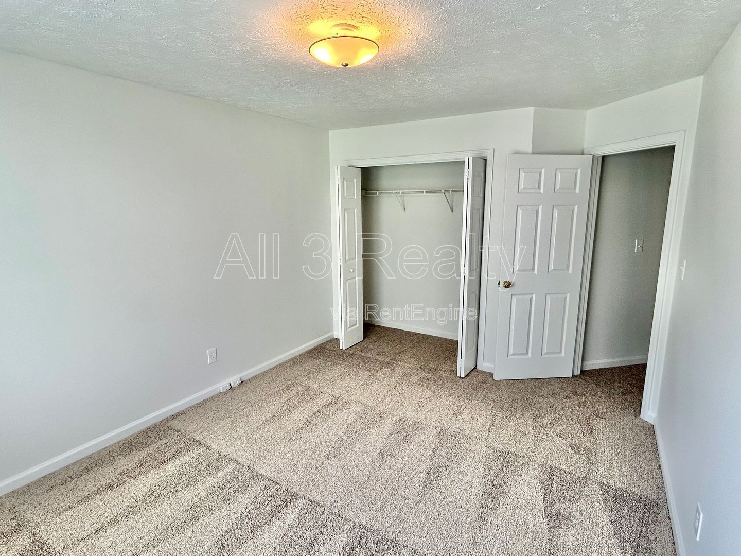 This spacious 3-bedroom, 2-bath home in Fayetteville, GA property image