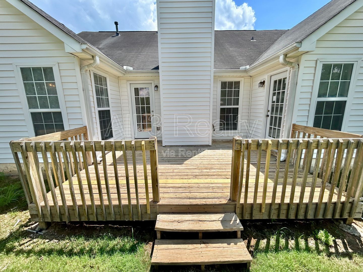 This spacious 3-bedroom, 2-bath home in Fayetteville, GA property image