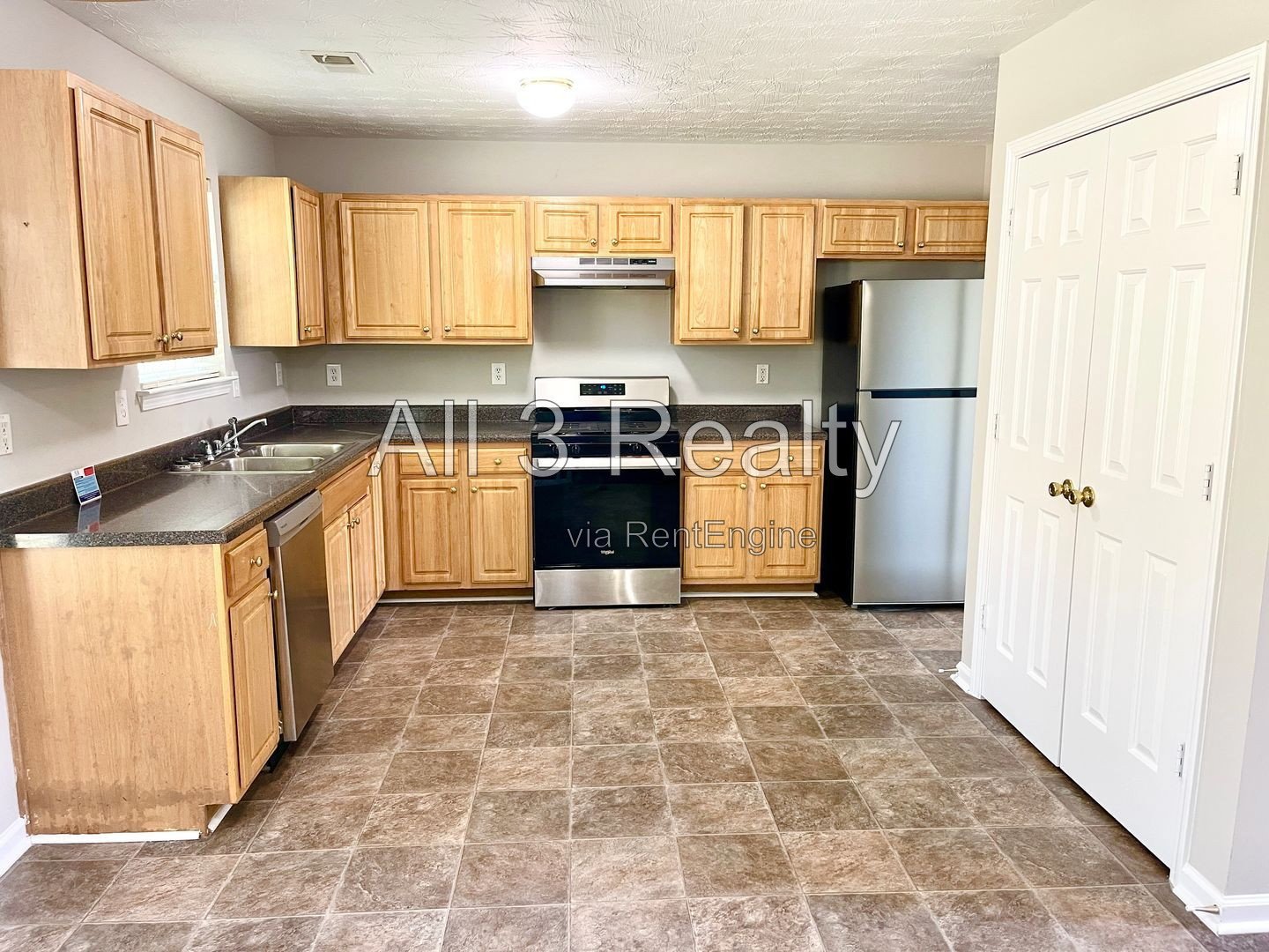 Welcome to this charming 3-bedroom, 2.5-bathroom home located in Covington, GA. property image