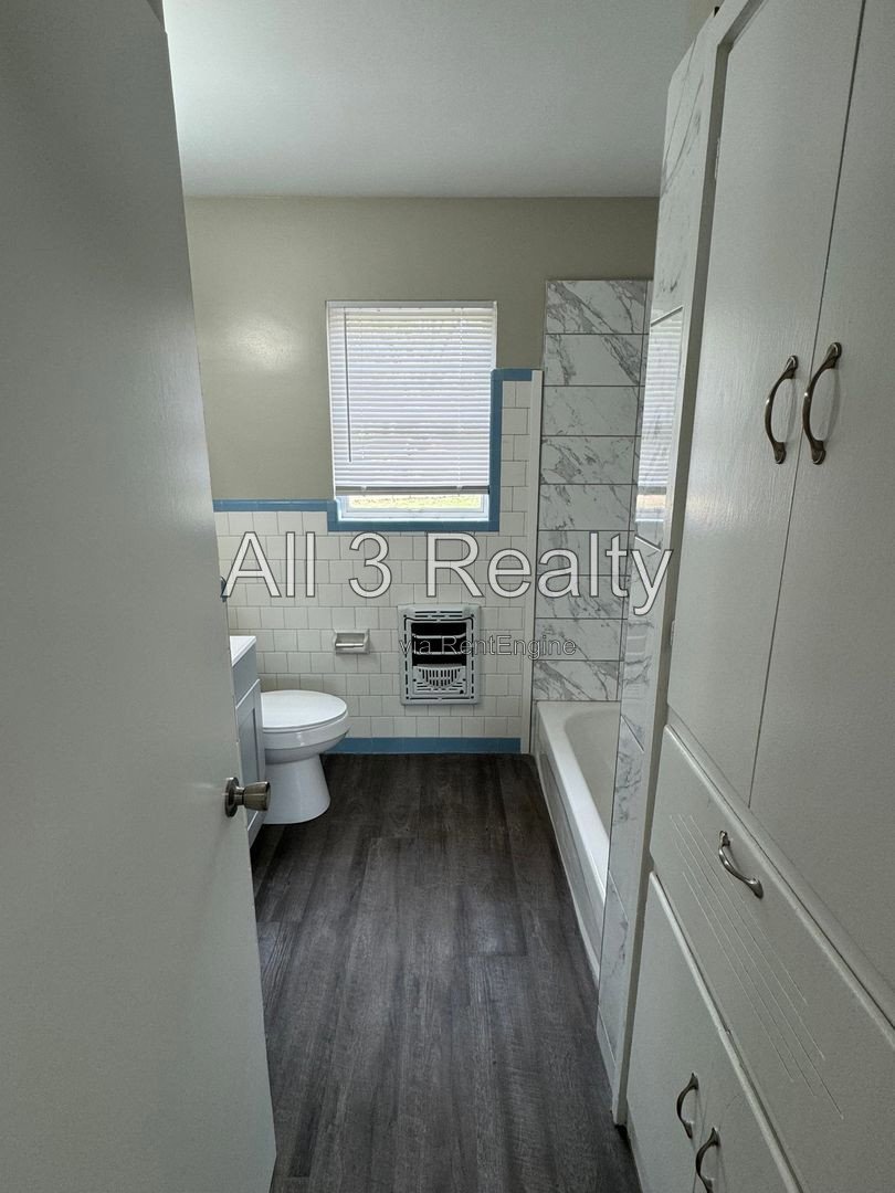 Stunning 3-Bedroom property image