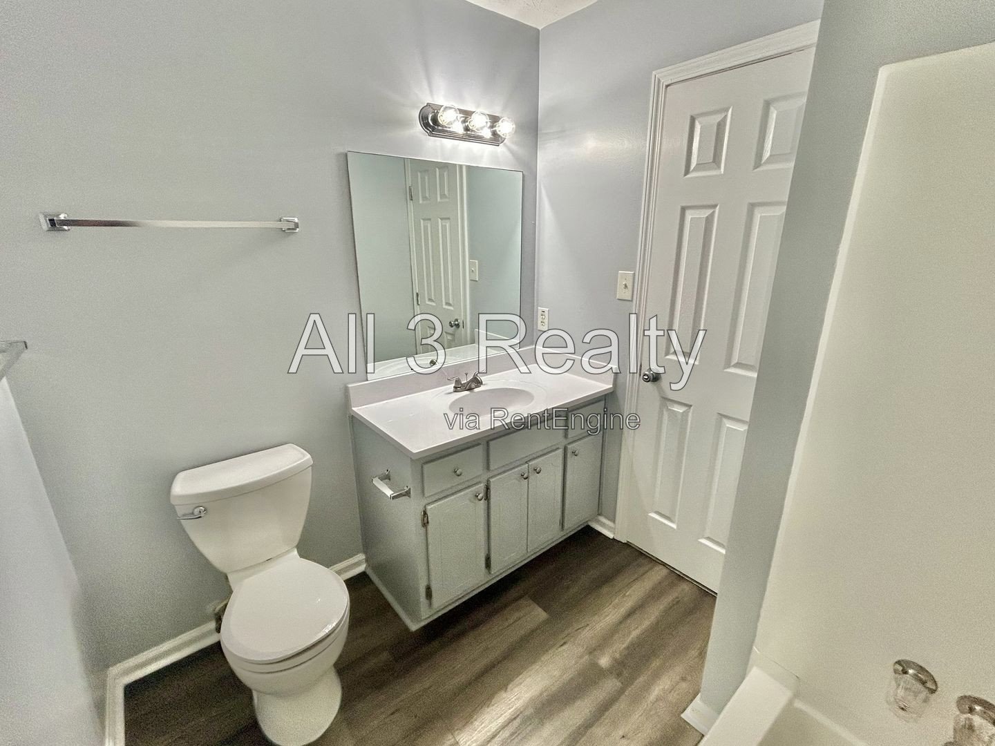 Charming 2-bedroom, 1.5-bath home in Stockbridge, GA, offering a comfortable layout and thoughtful details. T property image