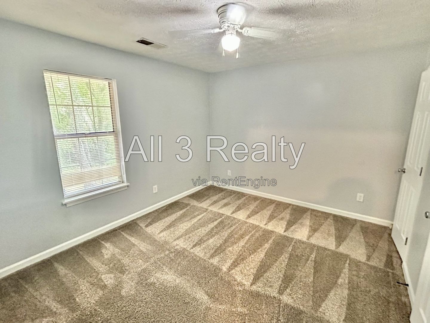 Charming 2-bedroom, 1.5-bath home in Stockbridge, GA, offering a comfortable layout and thoughtful details. T property image
