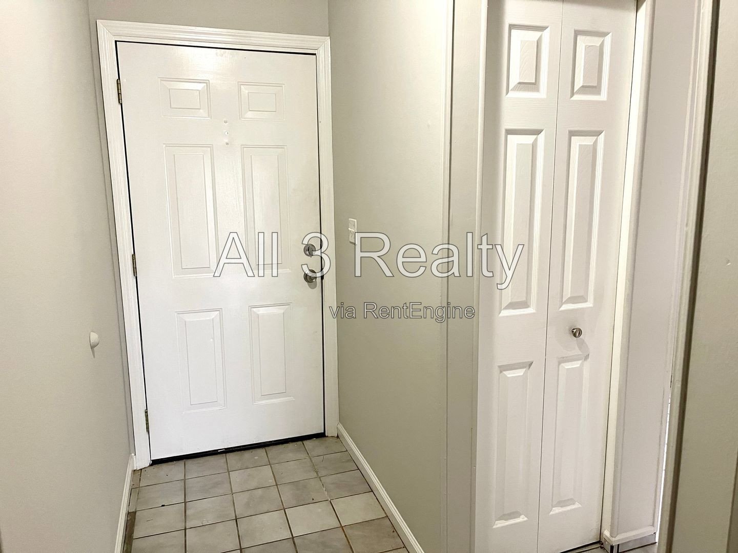 Welcome to this charming 2 bedroom/2 bath corner unit located in McDonough, GA. property image