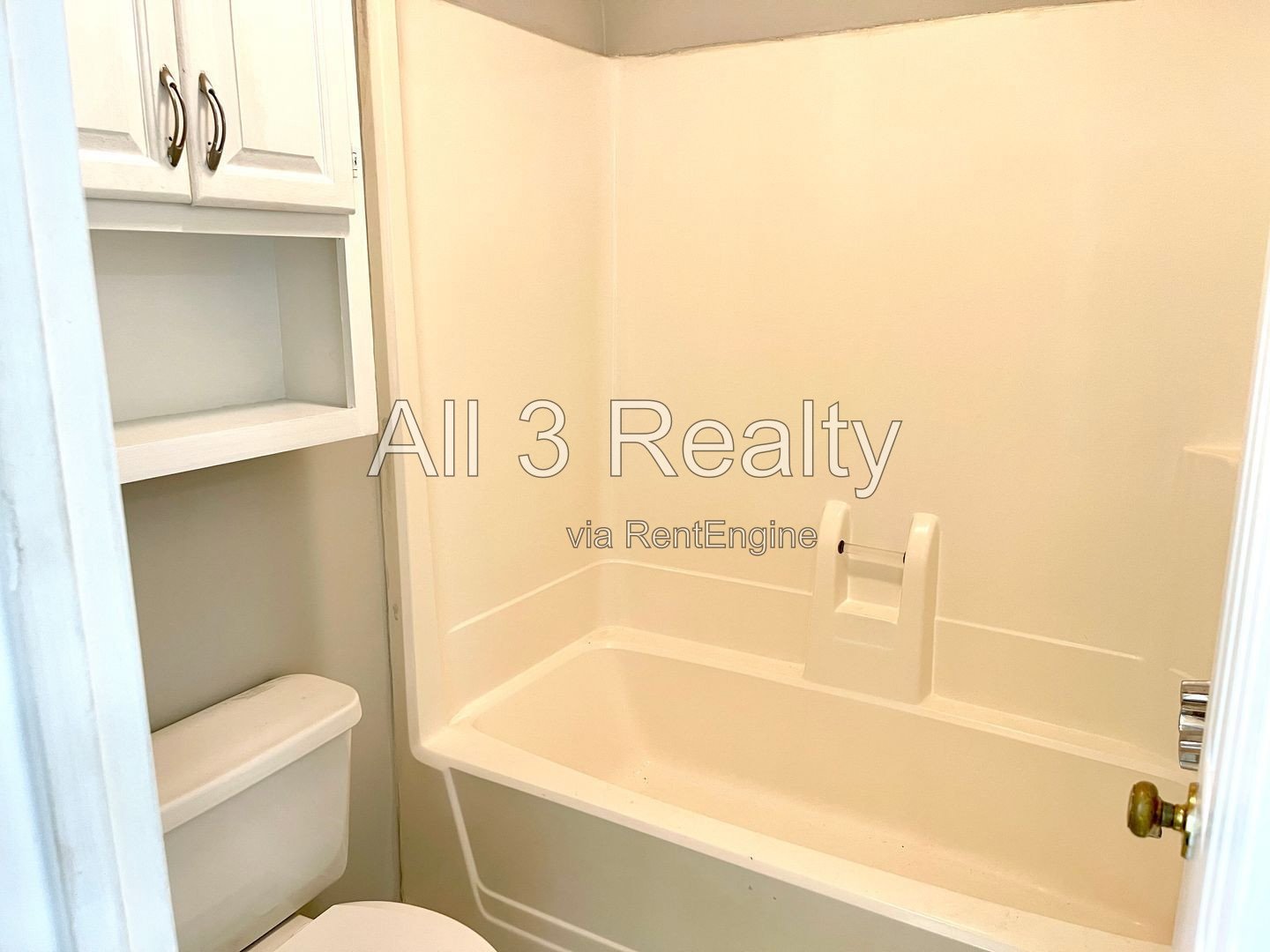 Welcome to this charming 2 bedroom/2 bath corner unit located in McDonough, GA. property image