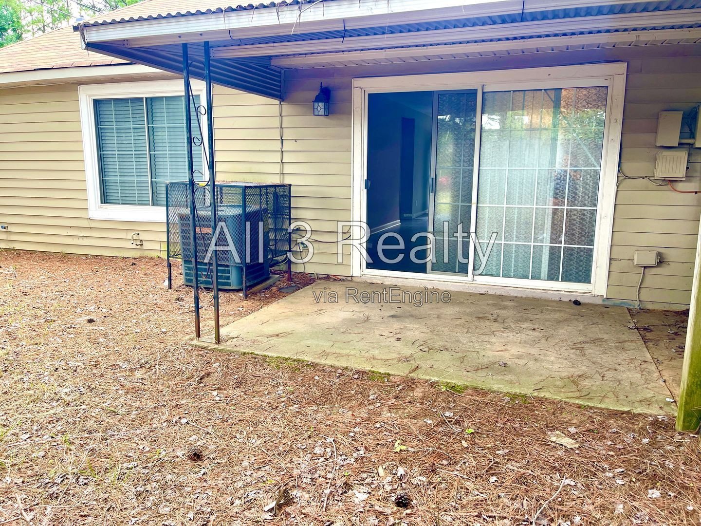 Welcome to this charming 2 bedroom/2 bath corner unit located in McDonough, GA. property image