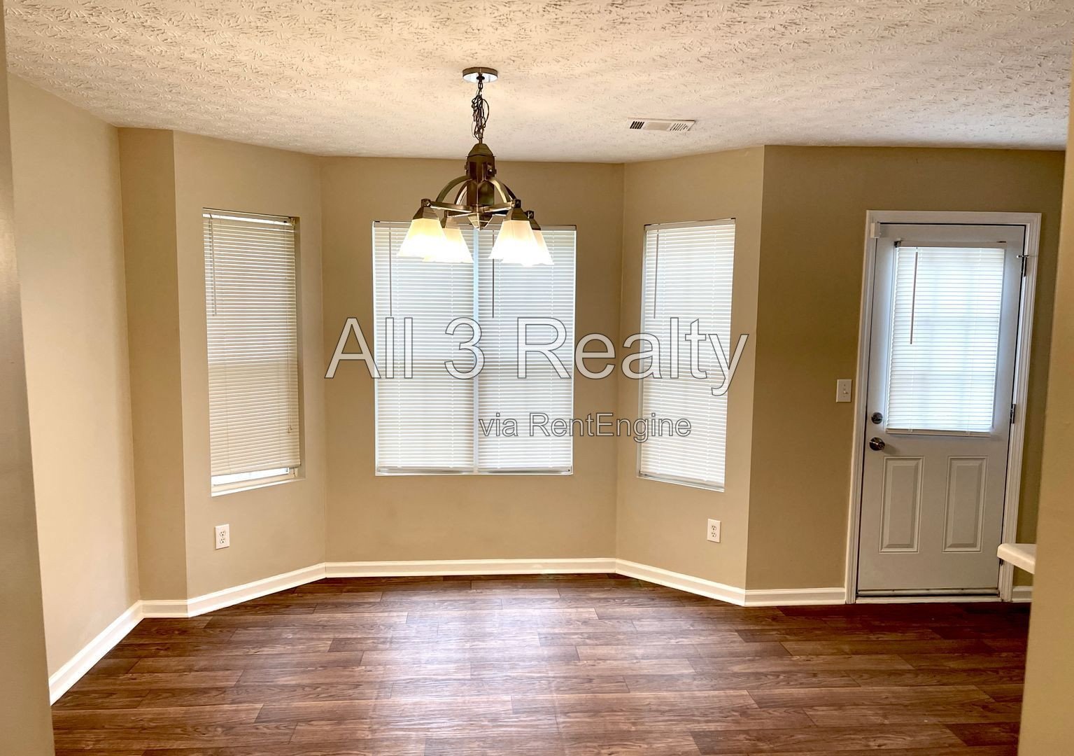 Terrific 2-bedroom townhouse in Decatur, GA property image