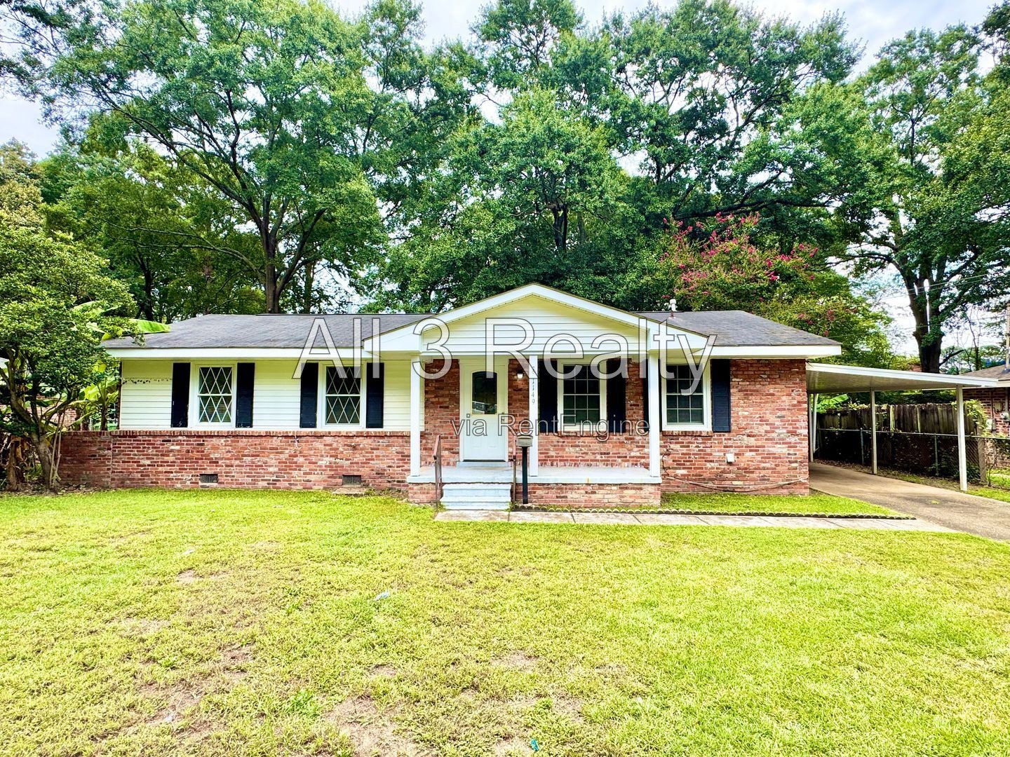Delightful 3 Bedroom / 1 Bathroom Brick Home in Montgomery! property image