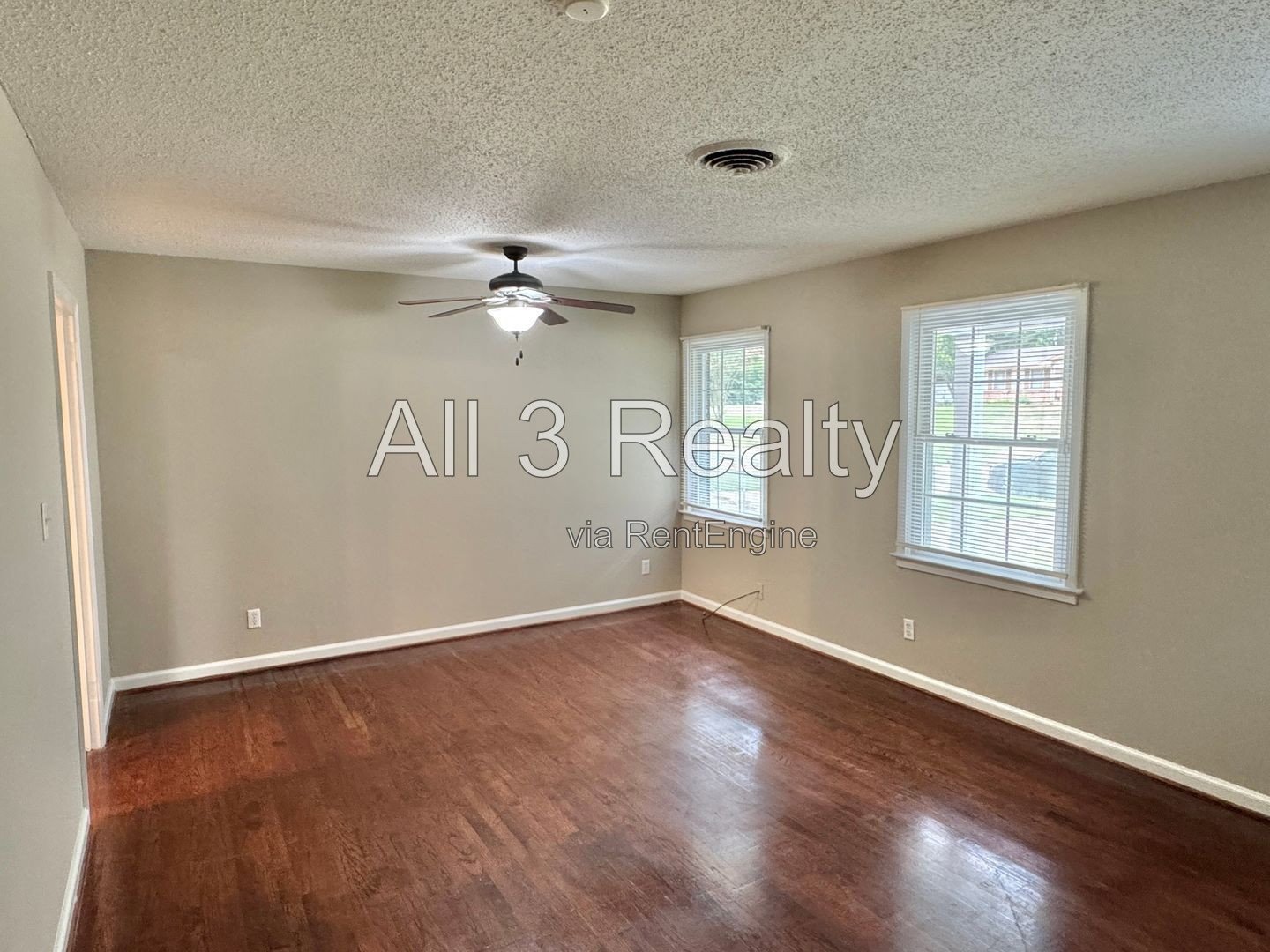 Delightful 3 Bedroom / 1 Bathroom Brick Home in Montgomery! property image