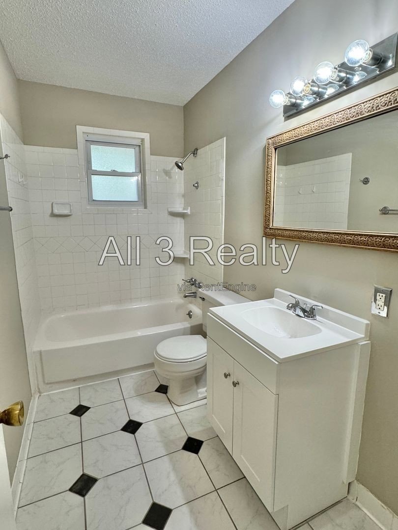 Delightful 3 Bedroom / 1 Bathroom Brick Home in Montgomery! property image