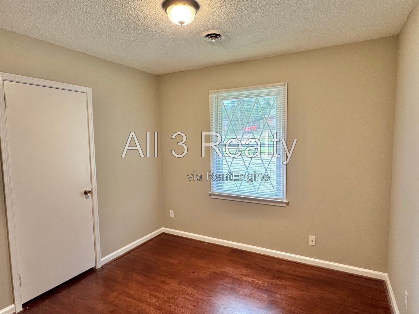 Delightful 3 Bedroom / 1 Bathroom Brick Home in Montgomery! property image