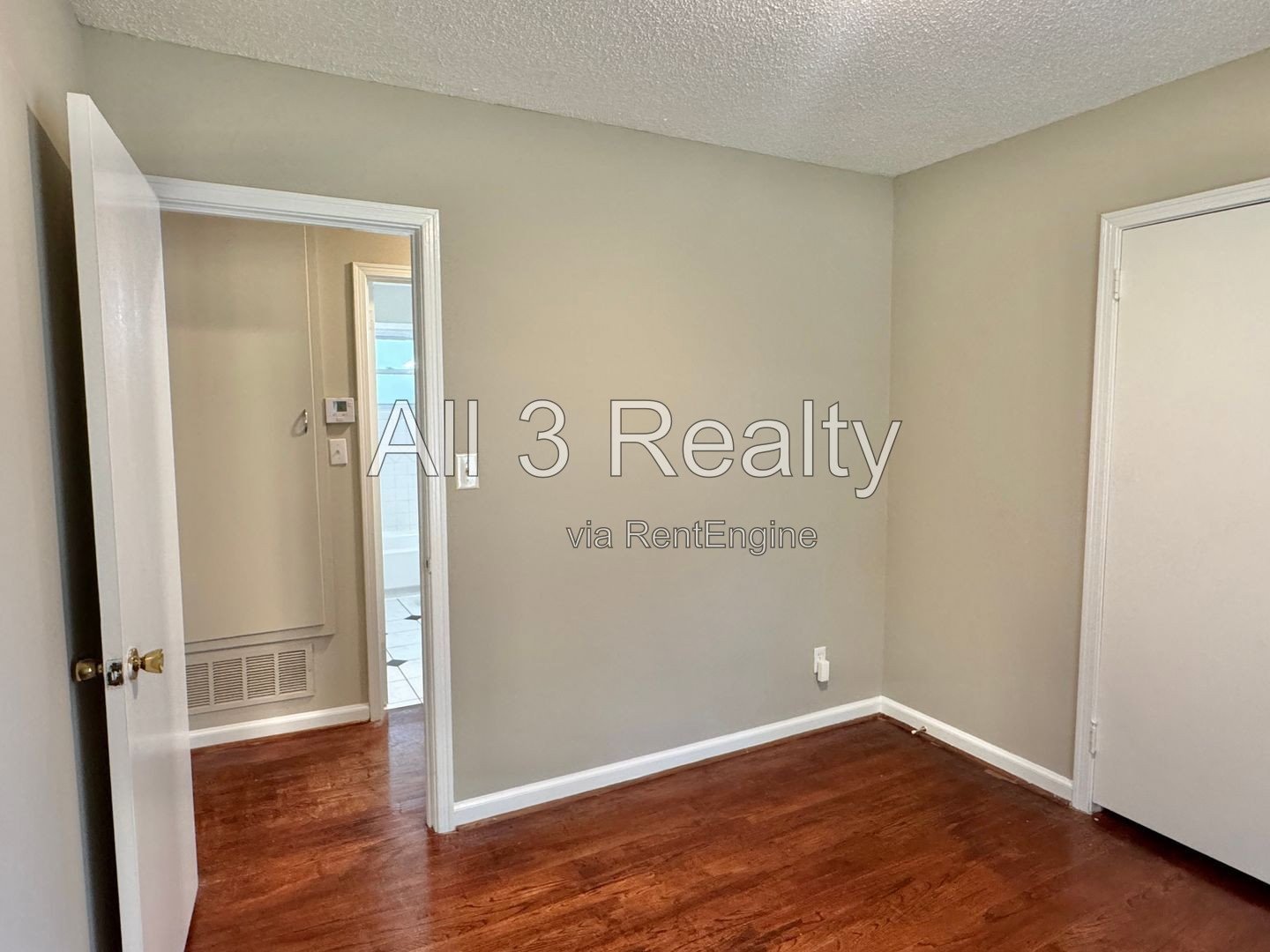 Delightful 3 Bedroom / 1 Bathroom Brick Home in Montgomery! property image