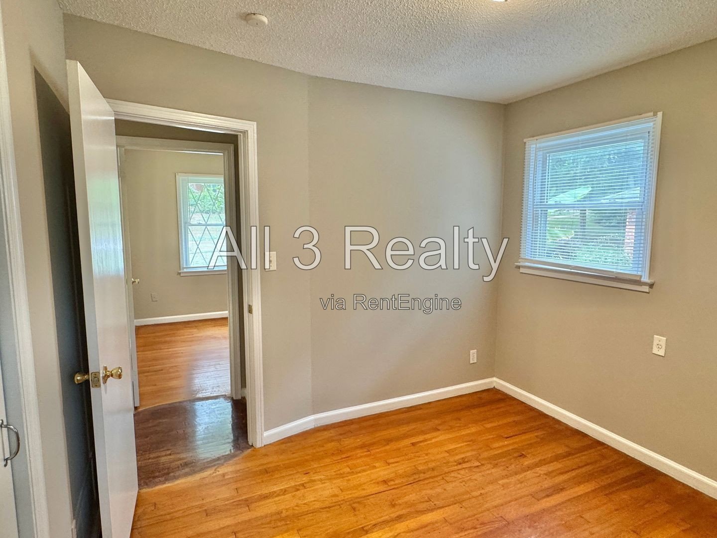 Delightful 3 Bedroom / 1 Bathroom Brick Home in Montgomery! property image