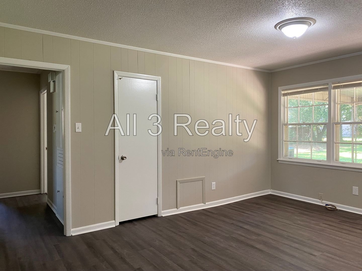 3-Bedroom  Beauty !!!! property image