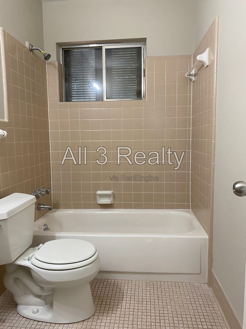 3-Bedroom  Beauty !!!! property image