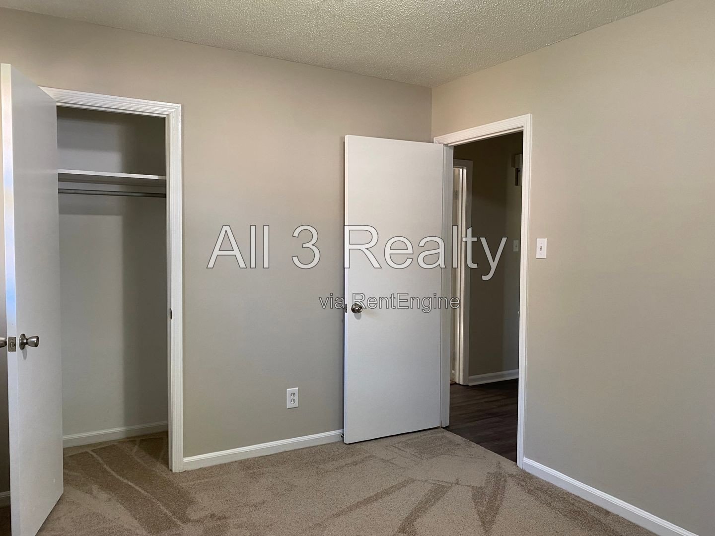 3-Bedroom  Beauty !!!! property image