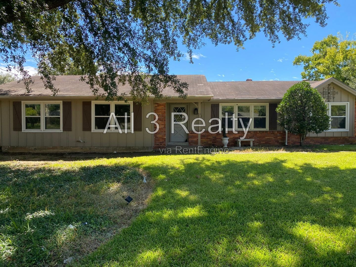 Gorgeous 3-bedroom!! property image