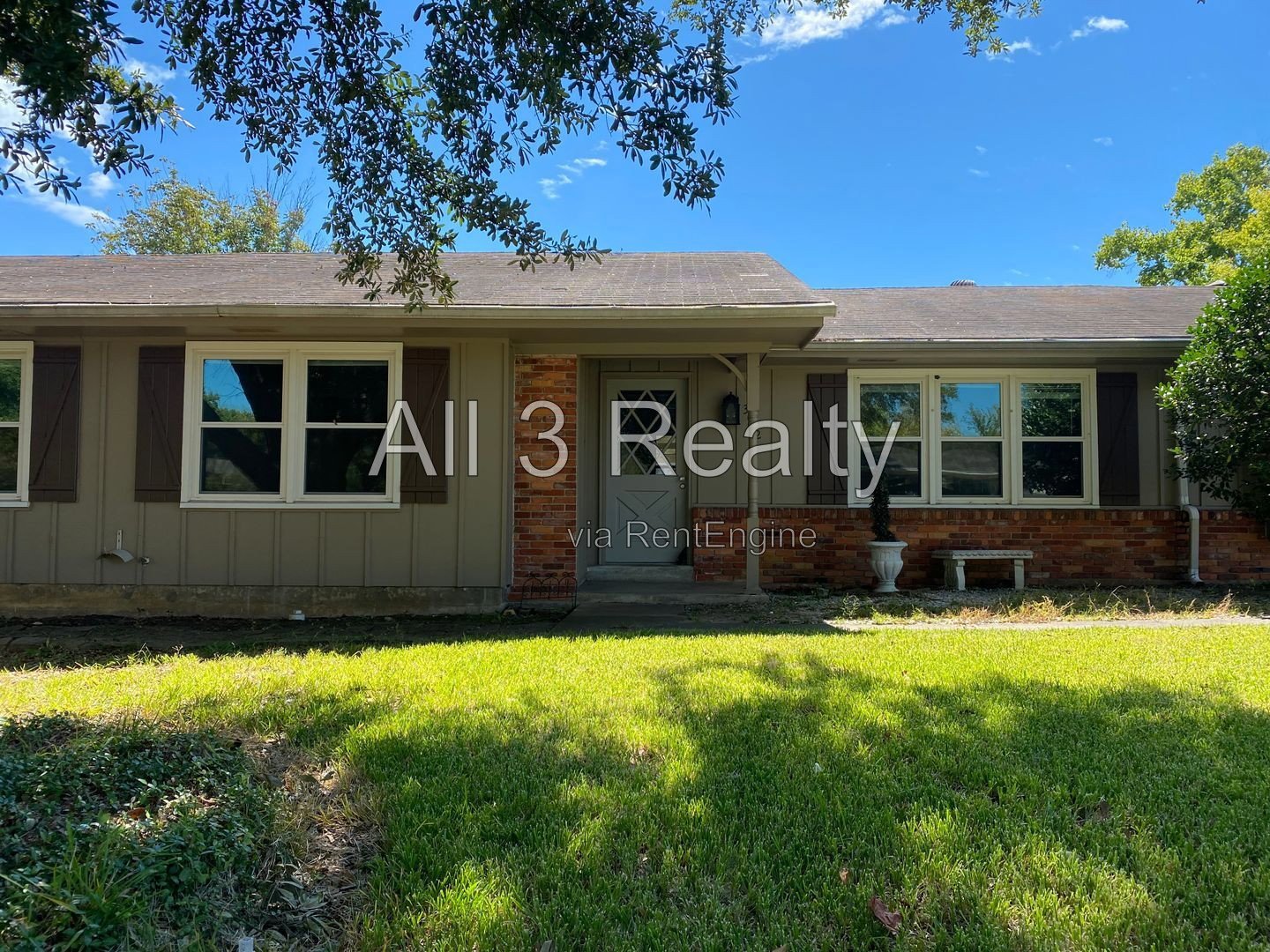 Gorgeous 3-bedroom!! property image