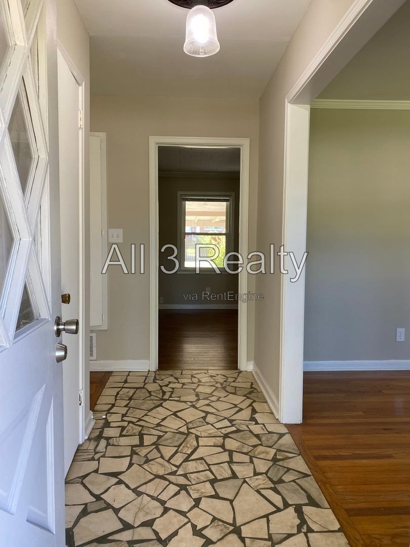 Gorgeous 3-bedroom!! property image