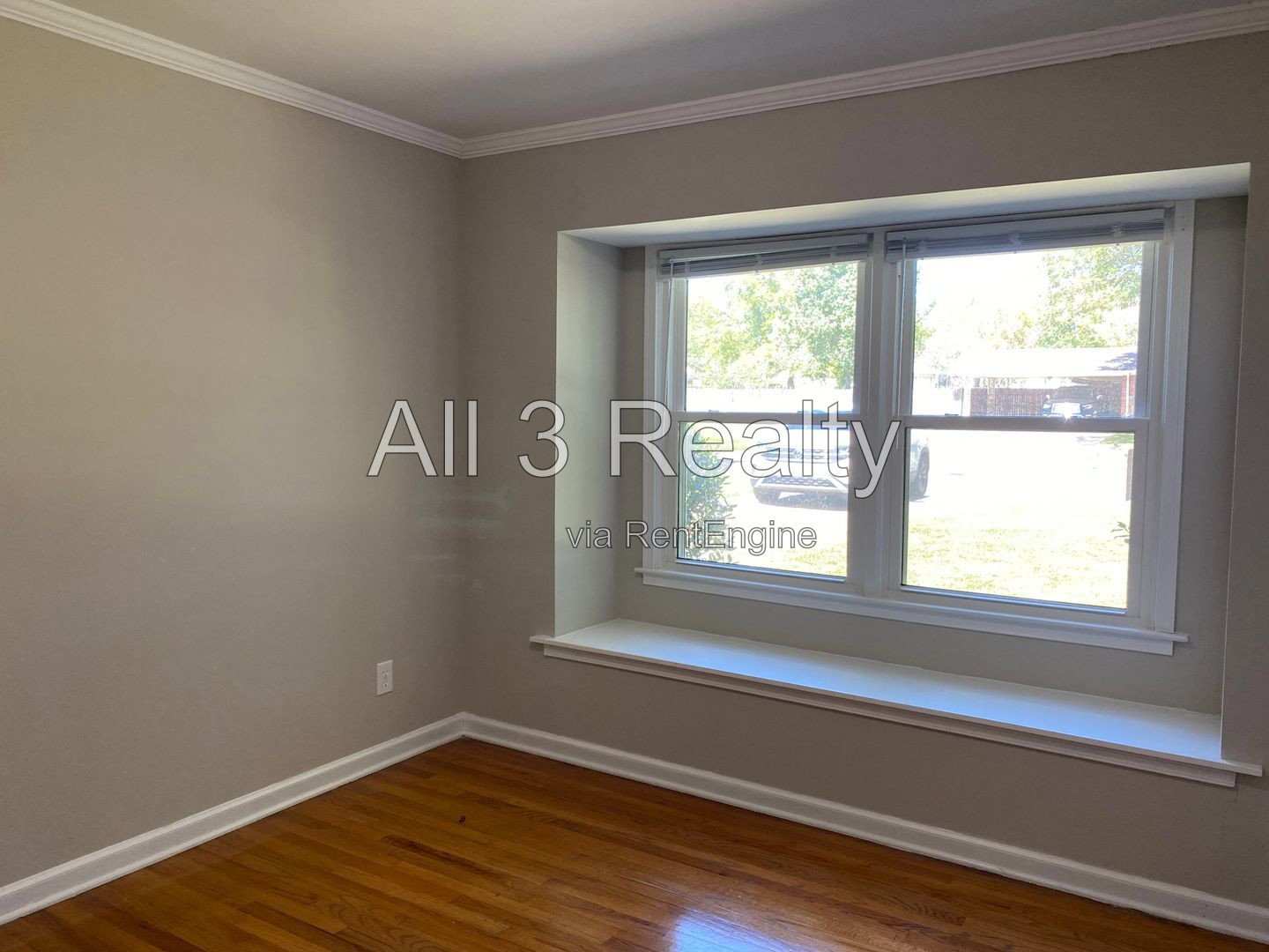 Gorgeous 3-bedroom!! property image