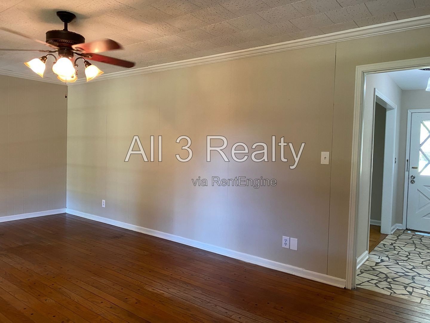 Gorgeous 3-bedroom!! property image