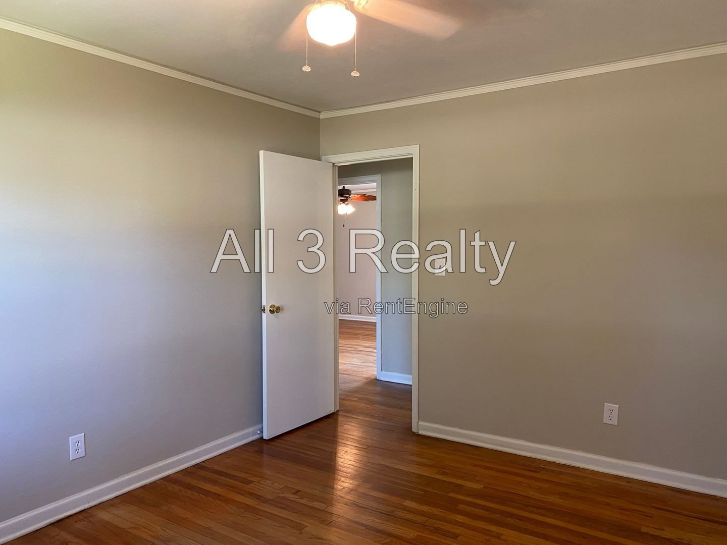 Gorgeous 3-bedroom!! property image