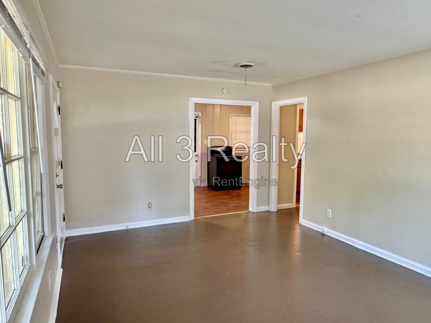 Bright 3-Bedroom in Normandale property image