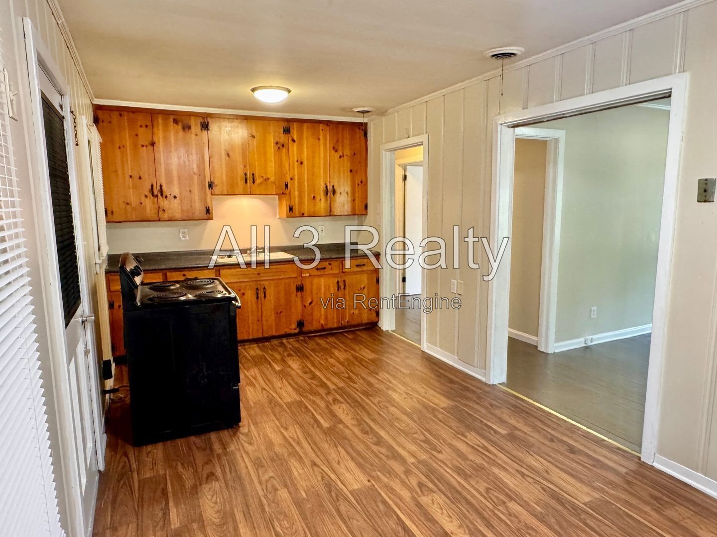 Bright 3-Bedroom in Normandale property image